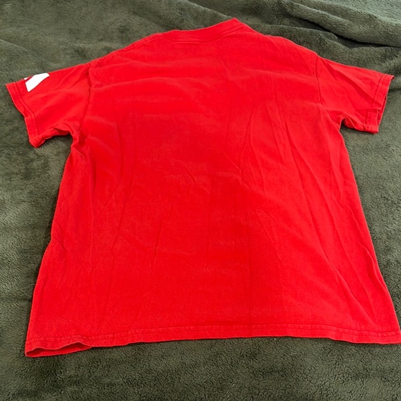 Red 76ers T-Shirt - For the Love of Philly - Picture 3 of 3